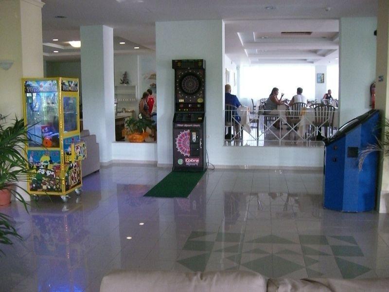 兰皮 Athina酒店 外观 照片